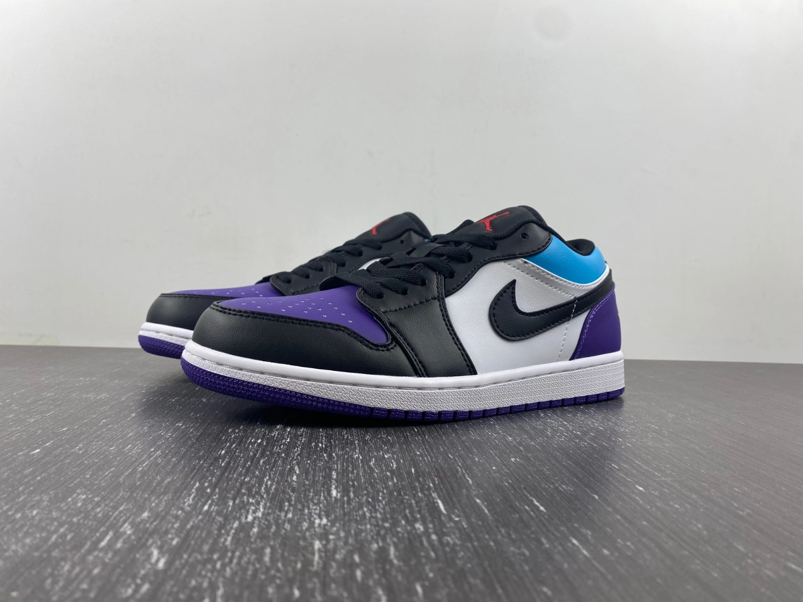 Air Jordan 1 Low Lava Glow 553558- AllSeason 1488