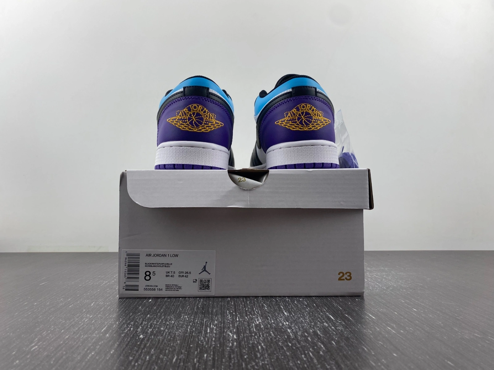 Air Jordan 1 Low Lava Glow 553558- AllSeason 1488