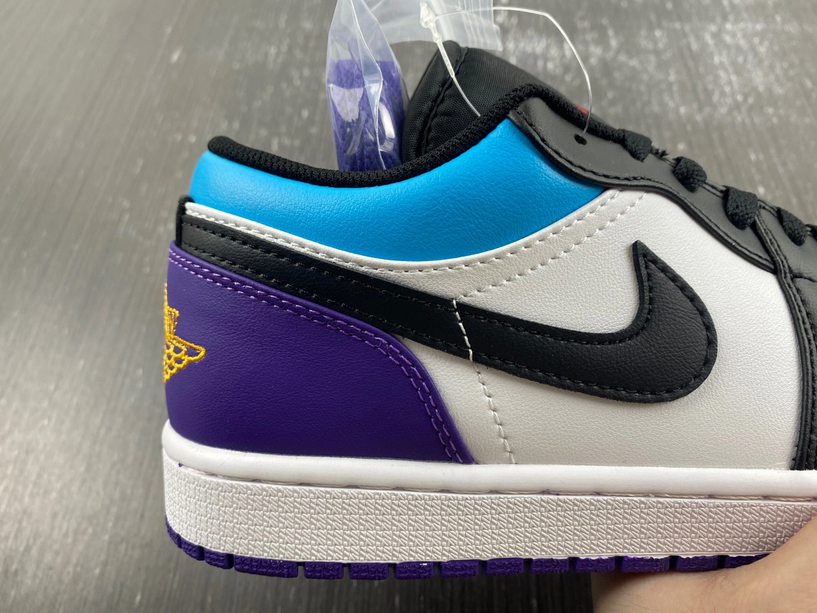 Air Jordan 1 Low Lava Glow 553558- AllSeason 1488