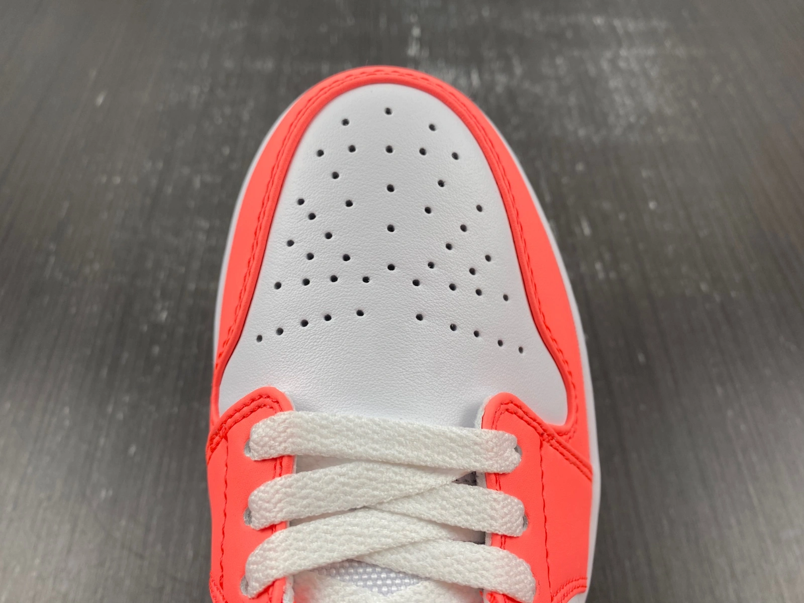 Supportive Air Jordan 1 Low Lava Glow FN6772- 1489