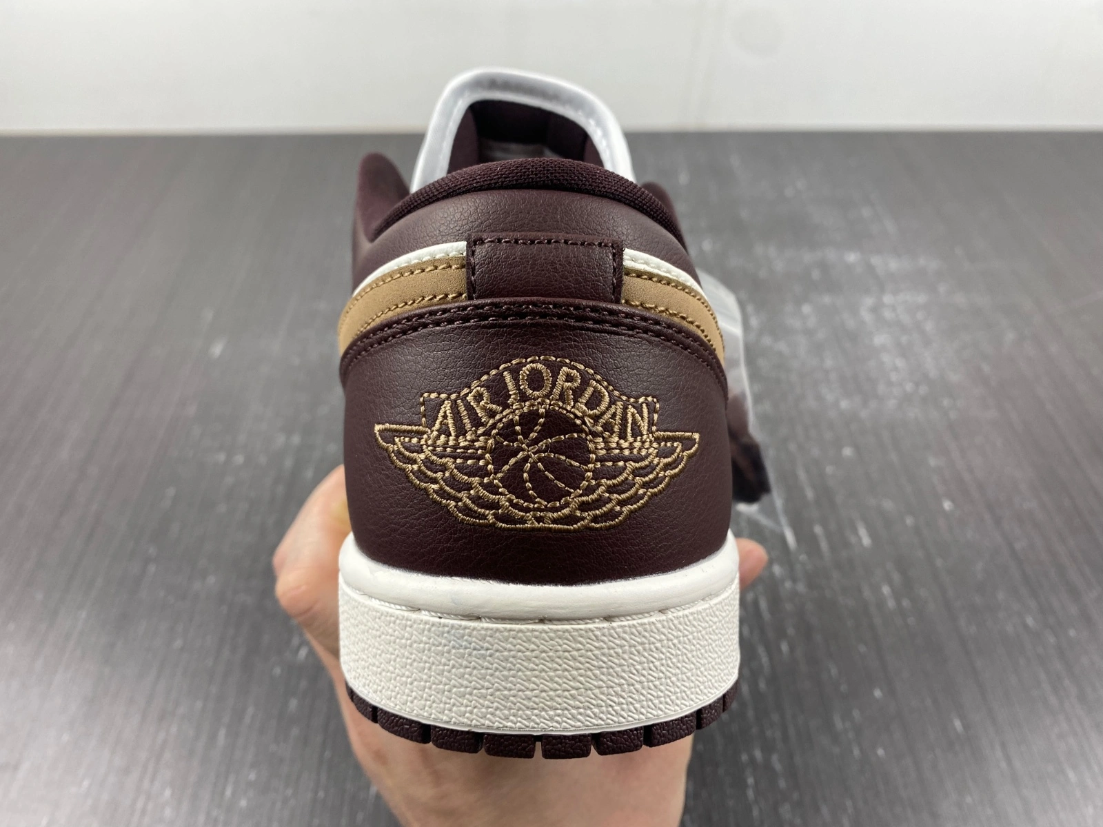 Soft Air Jordan 1 Low Mcoha gold DC0774- 1562