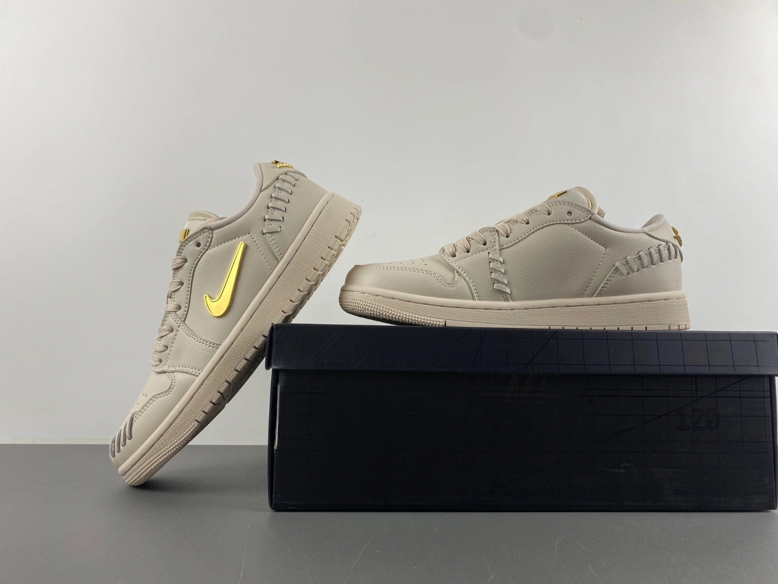 FreshLook Air Jordan 1 Low Method of Make Legend Light Brown FN5032- 1392