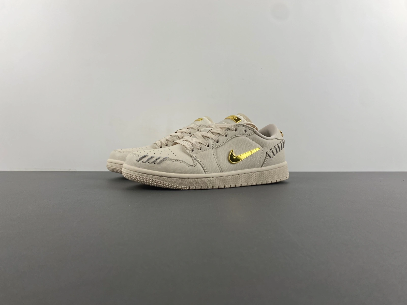 FreshLook Air Jordan 1 Low Method of Make Legend Light Brown FN5032- 1392