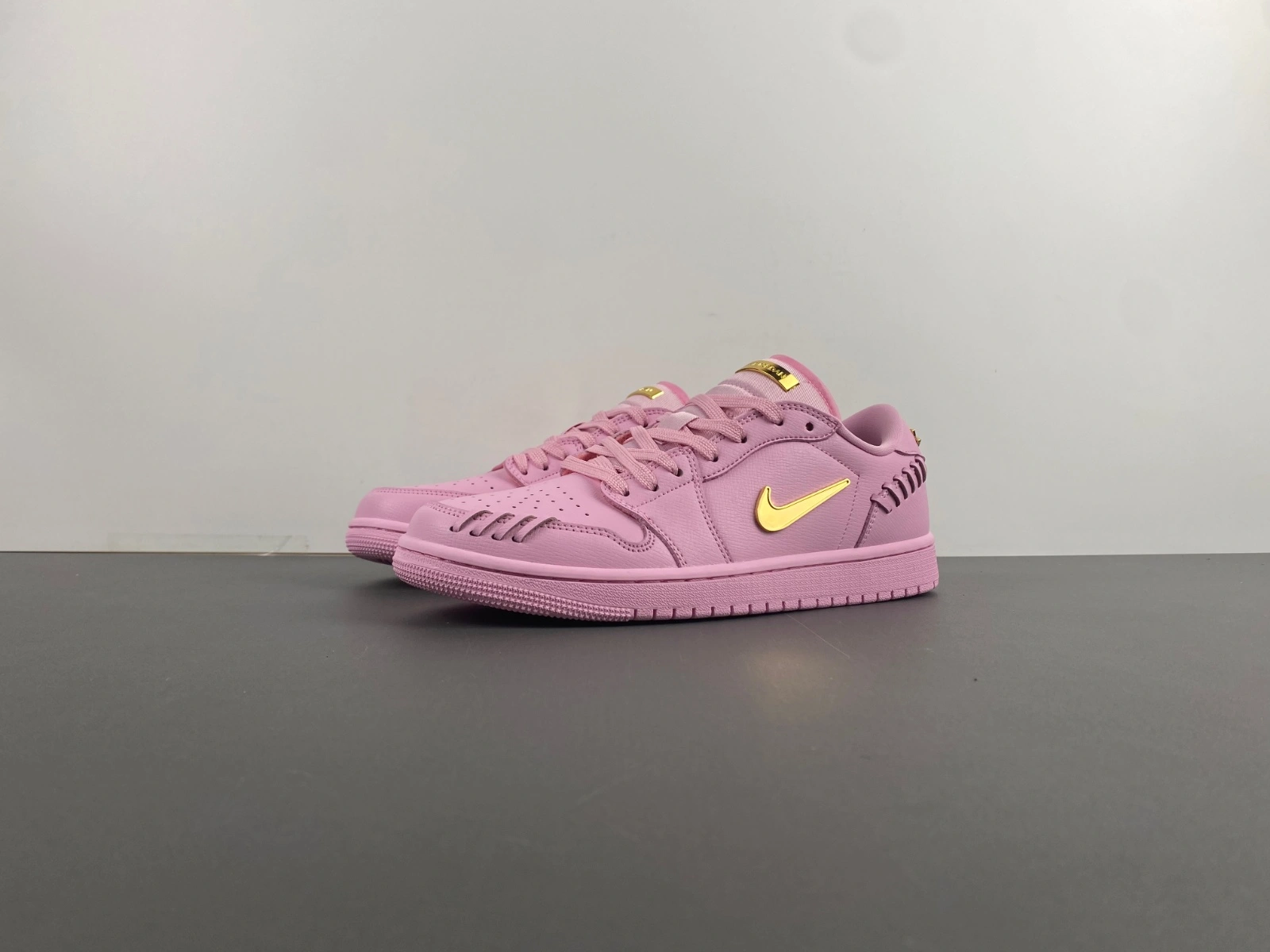 Fashionable Air Jordan 1 Low Method of Make Perfect Pink FN5032- 1379
