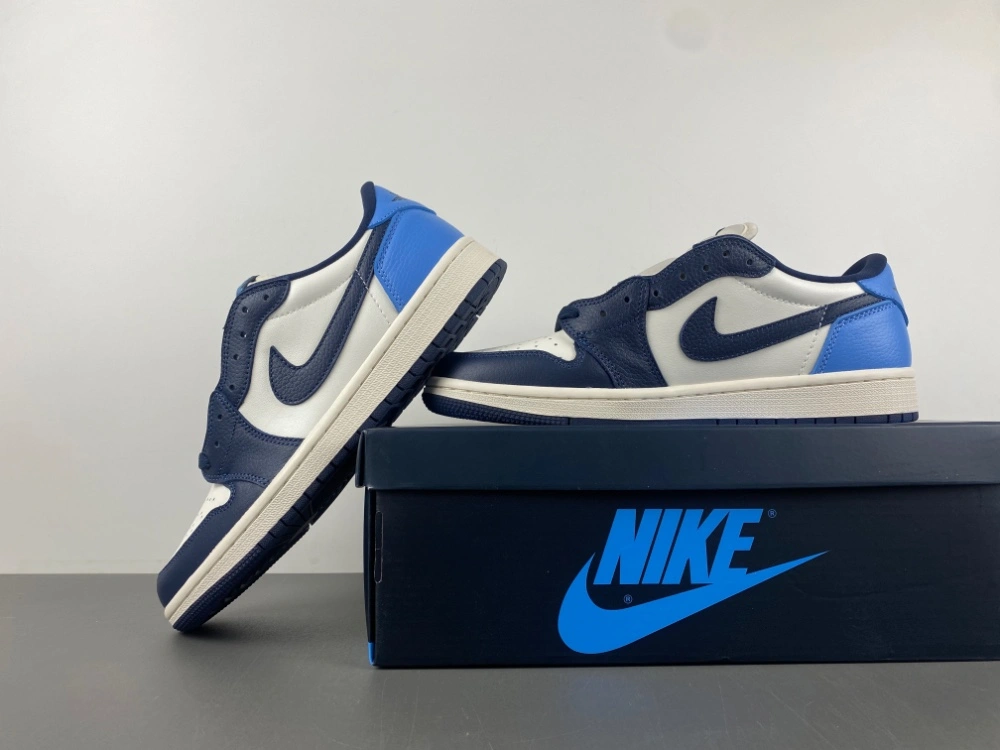 Air Jordan 1 Low OG Obsidian UNC CZ0790- SmoothTexture 1340