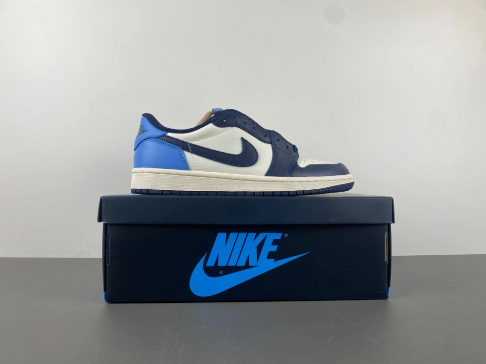 Air Jordan 1 Low OG Obsidian UNC CZ0790- SmoothTexture 1340