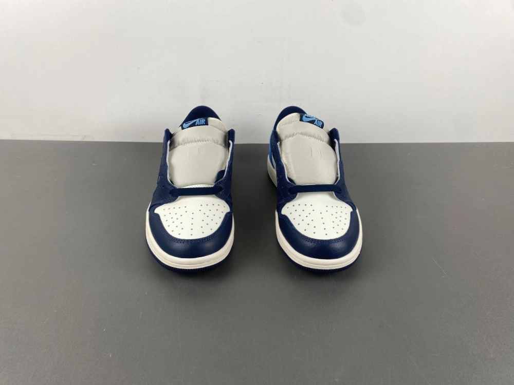 Air Jordan 1 Low OG Obsidian UNC CZ0790- SmoothTexture 1340