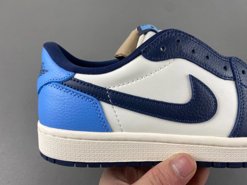 Air Jordan 1 Low OG Obsidian UNC CZ0790- SmoothTexture 1340