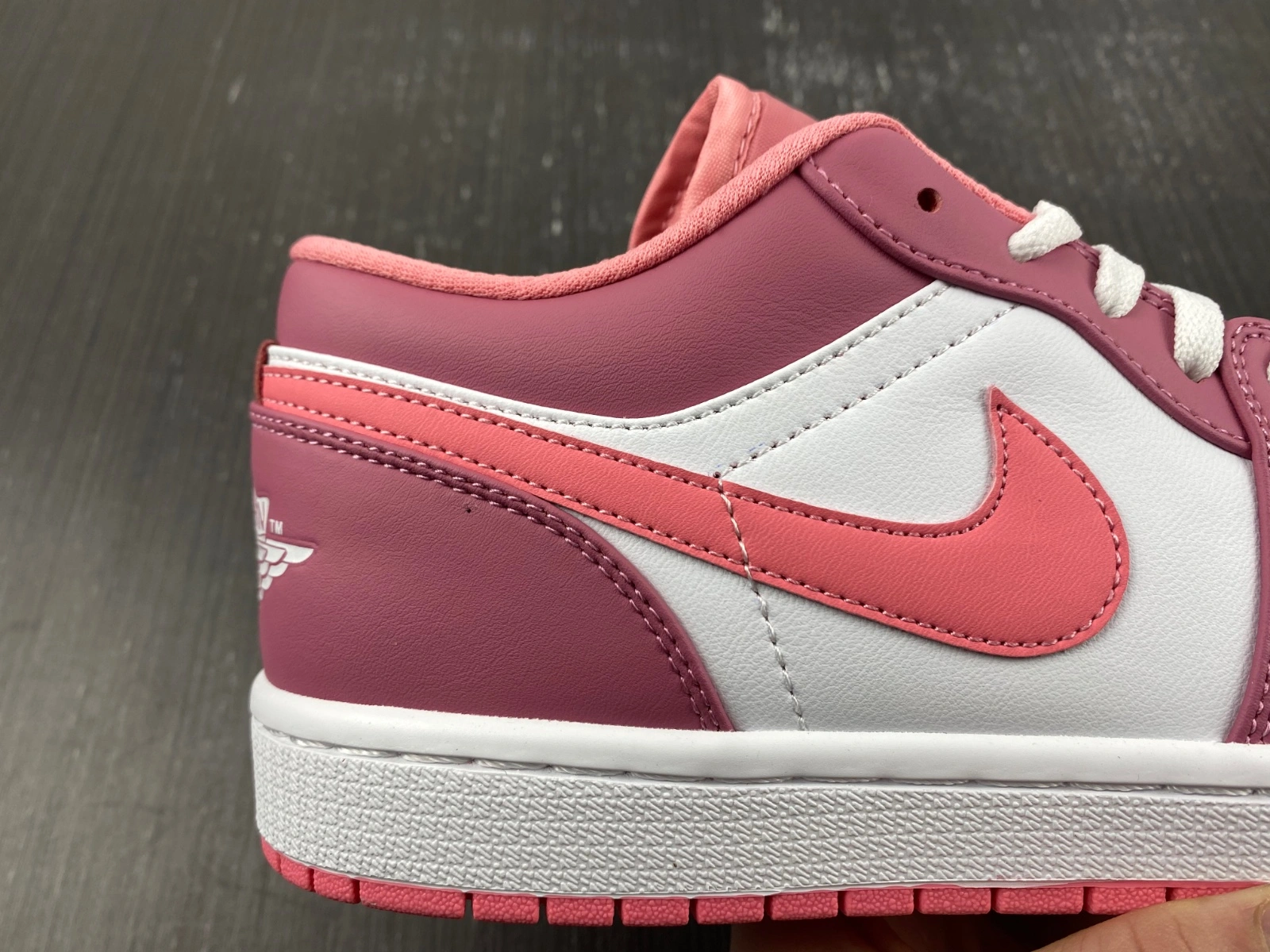 MoistureWicking Air Jordan 1 Low Pink 553558- 1564