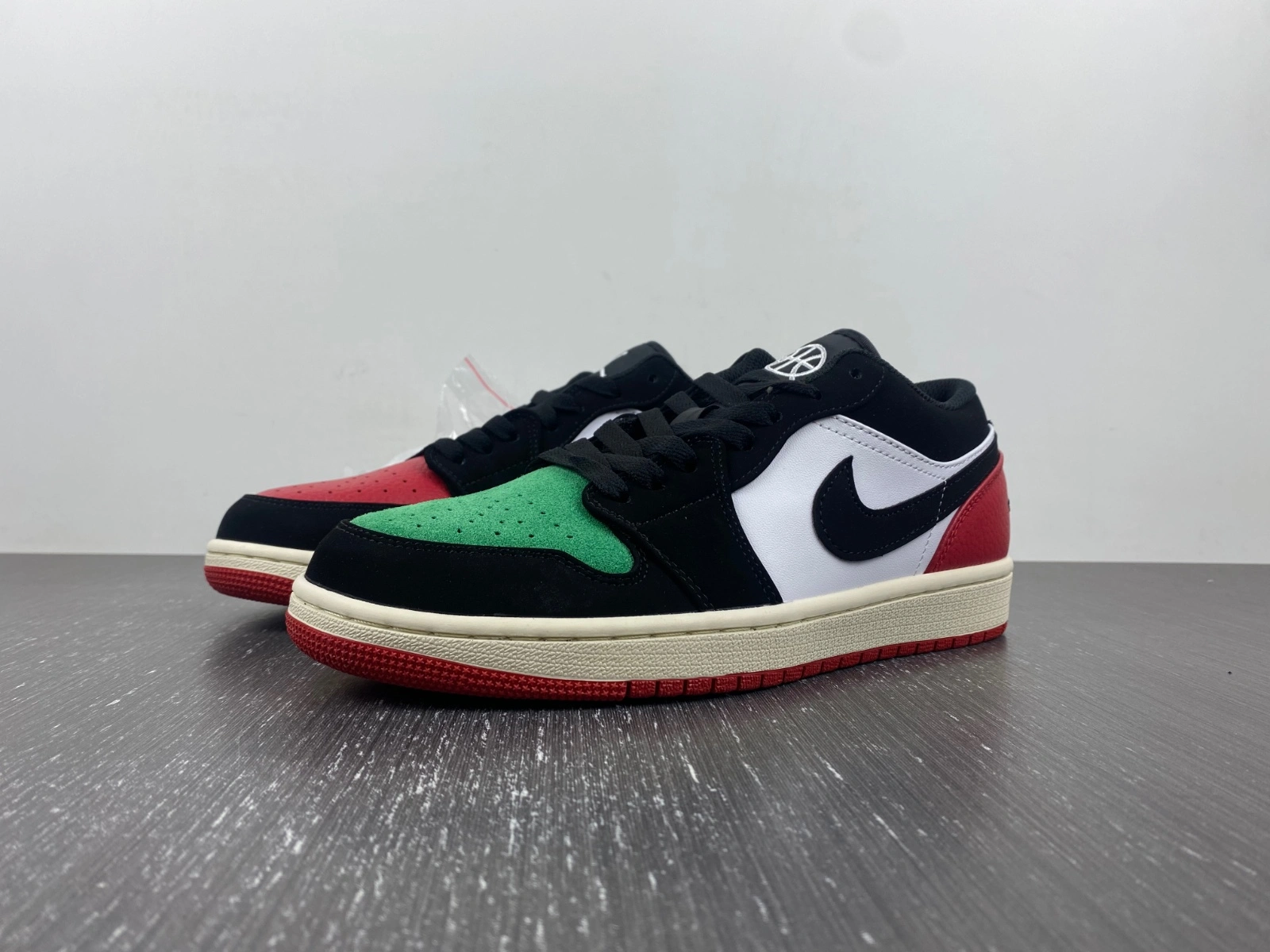 Air Jordan 1 Low Quai 54 FQ6703- MultiPurpose 1515