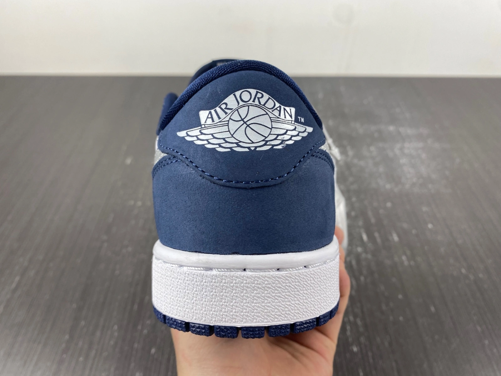 OnTrend Air Jordan 1 Low SB Midnight Navy CJ7891- 1512