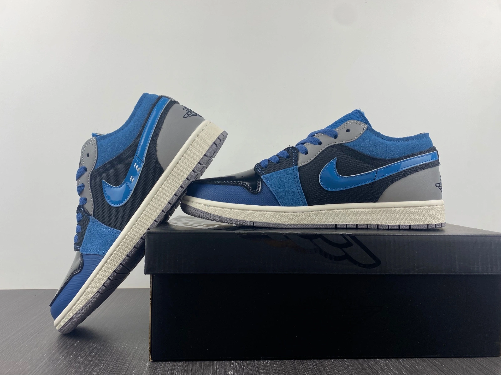 Air Jordan 1 Low SE Craft Obsidian French Blue Ashen Slate White DR8867- Casual 1612