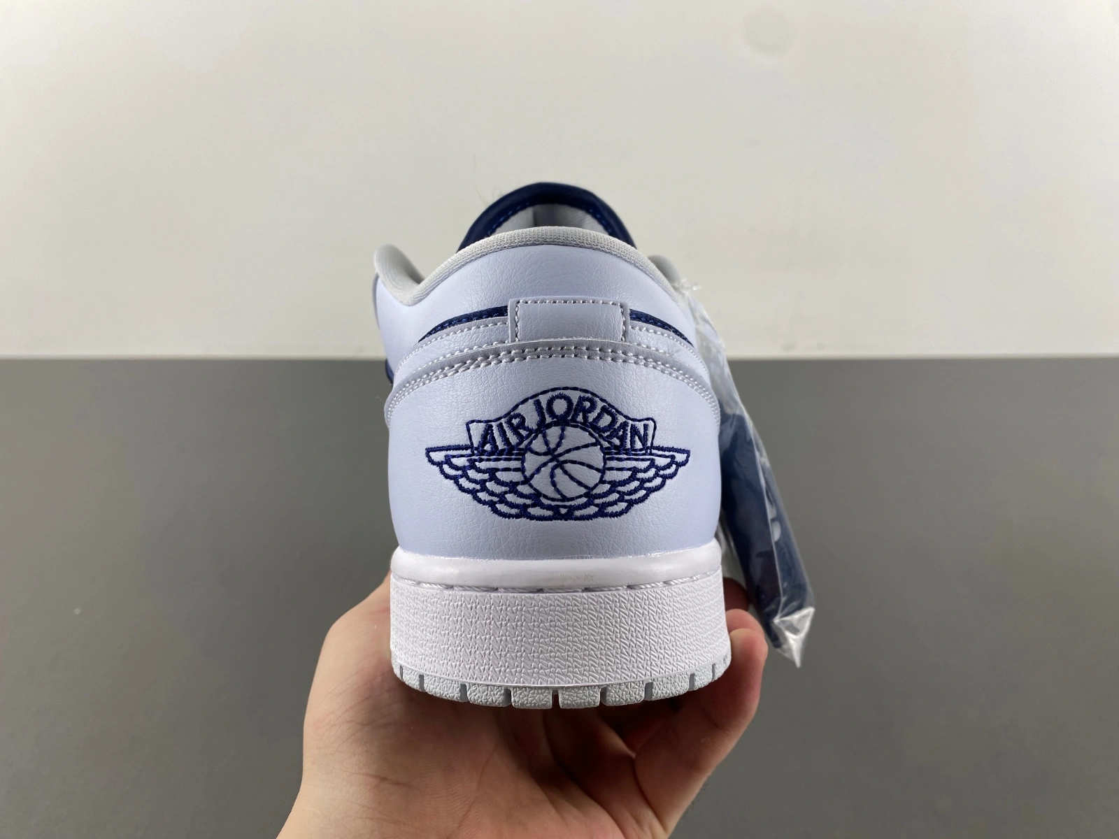 Neat Air Jordan 1 Low SE Football Grey White Gym Red Midnight Navy FZ8778- 1346