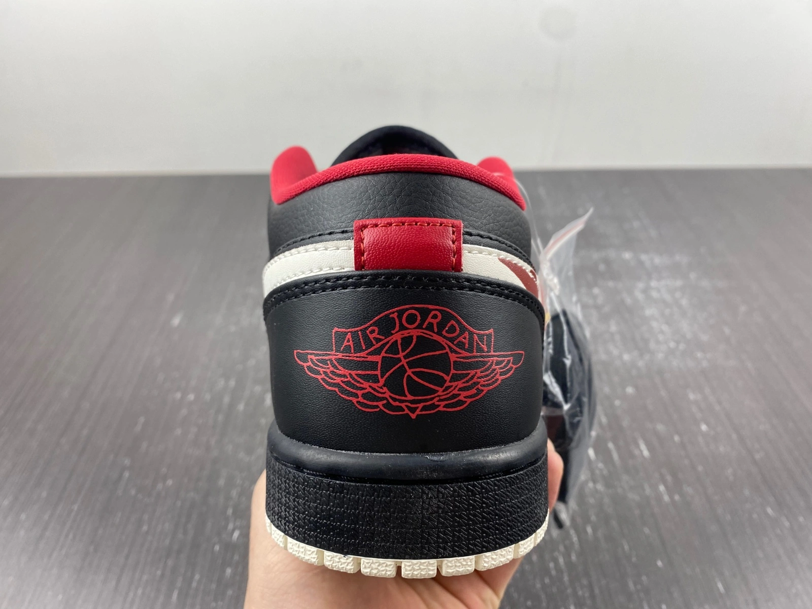 Sophisticated Air Jordan 1 Low SE Just Skate Black FJ7073- 1519