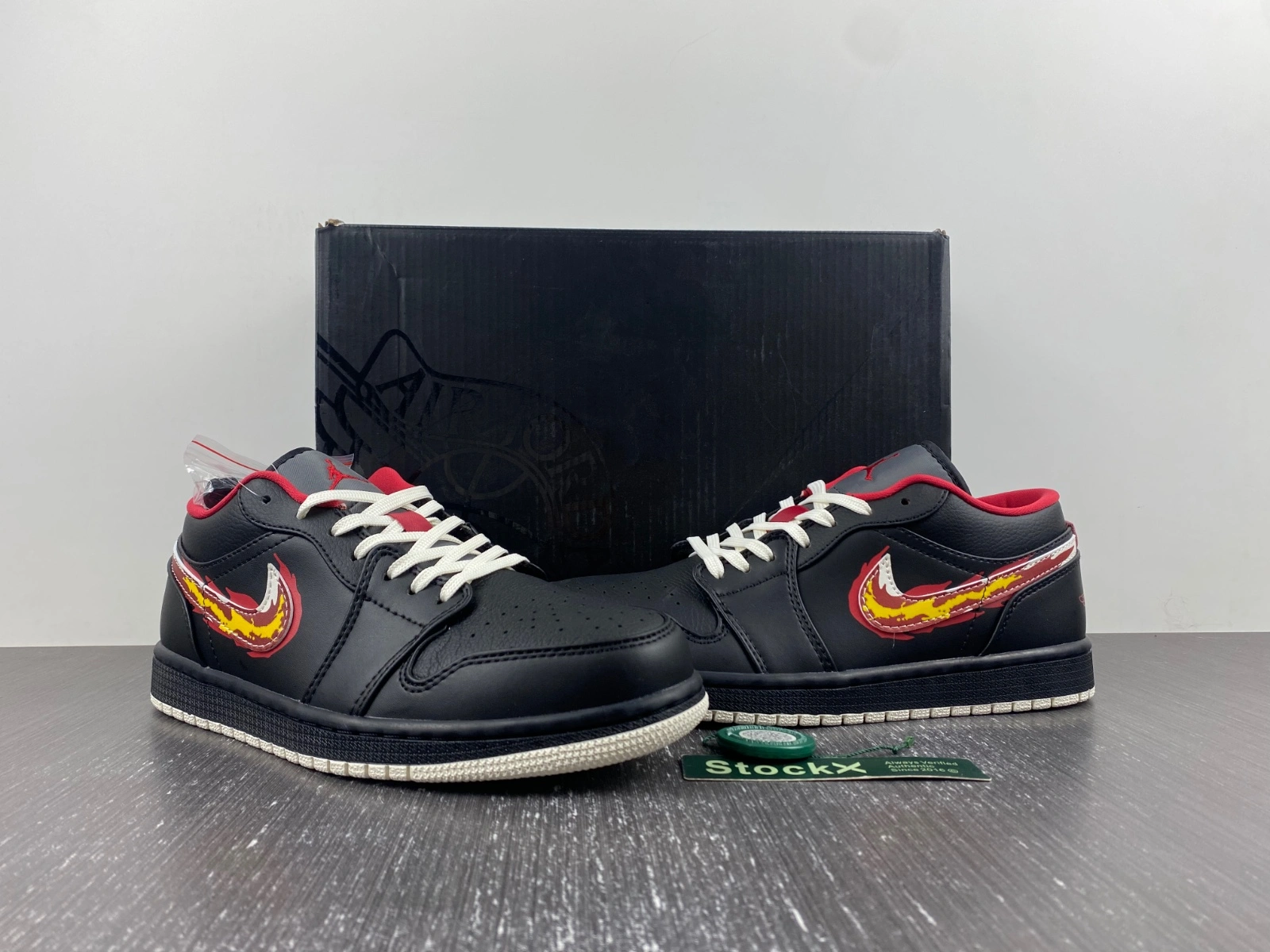Sophisticated Air Jordan 1 Low SE Just Skate Black FJ7073- 1519