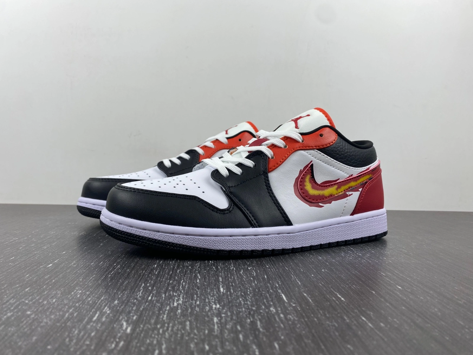 Vibrant Air Jordan 1 Low SE Just Skate Gym Red FJ7222- 1529