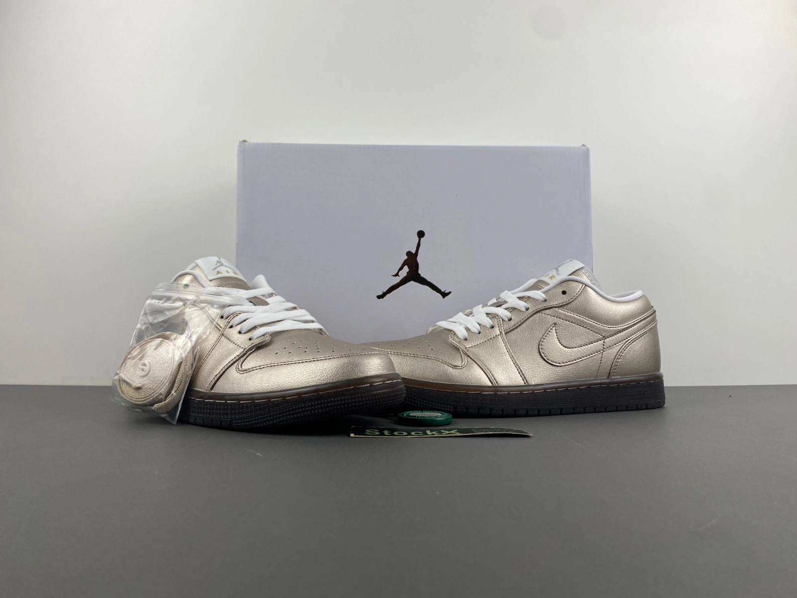 Air Jordan 1 Low SE Metallic Zinc HQ3529- NewStyle 1361