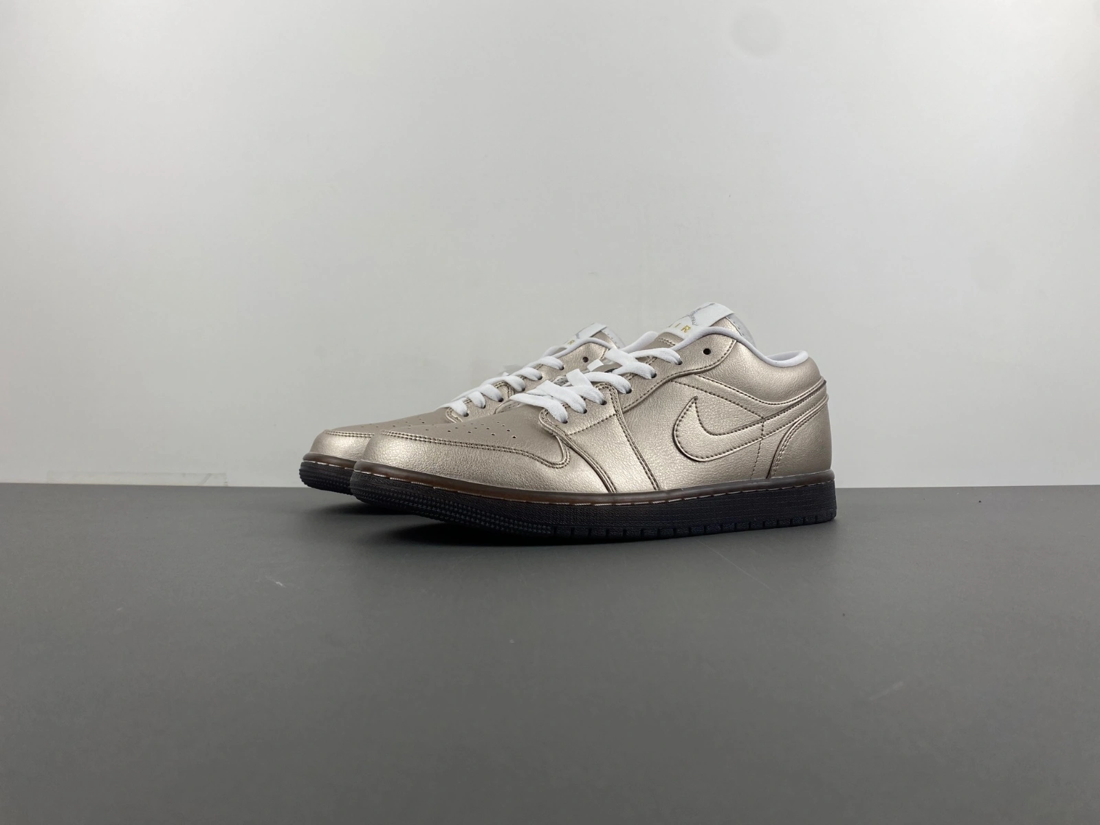 Air Jordan 1 Low SE Metallic Zinc HQ3529- NewStyle 1361