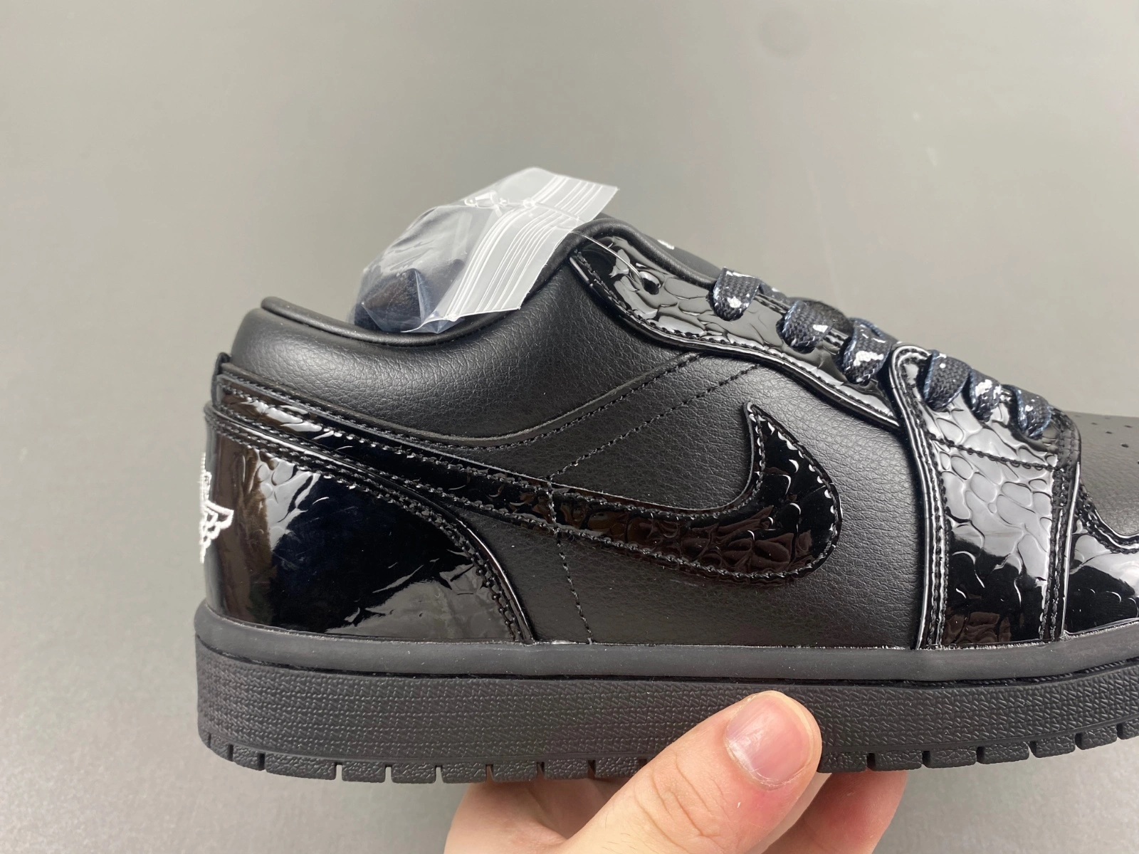 Air Jordan 1 Low SE Patent Elephant Black HJ7743- Classic 1377