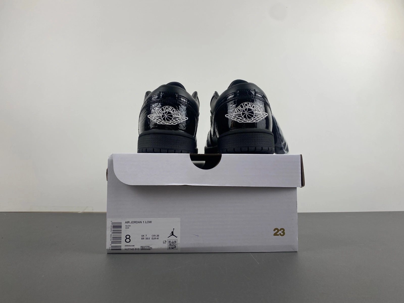 Air Jordan 1 Low SE Patent Elephant Black HJ7743- Classic 1377