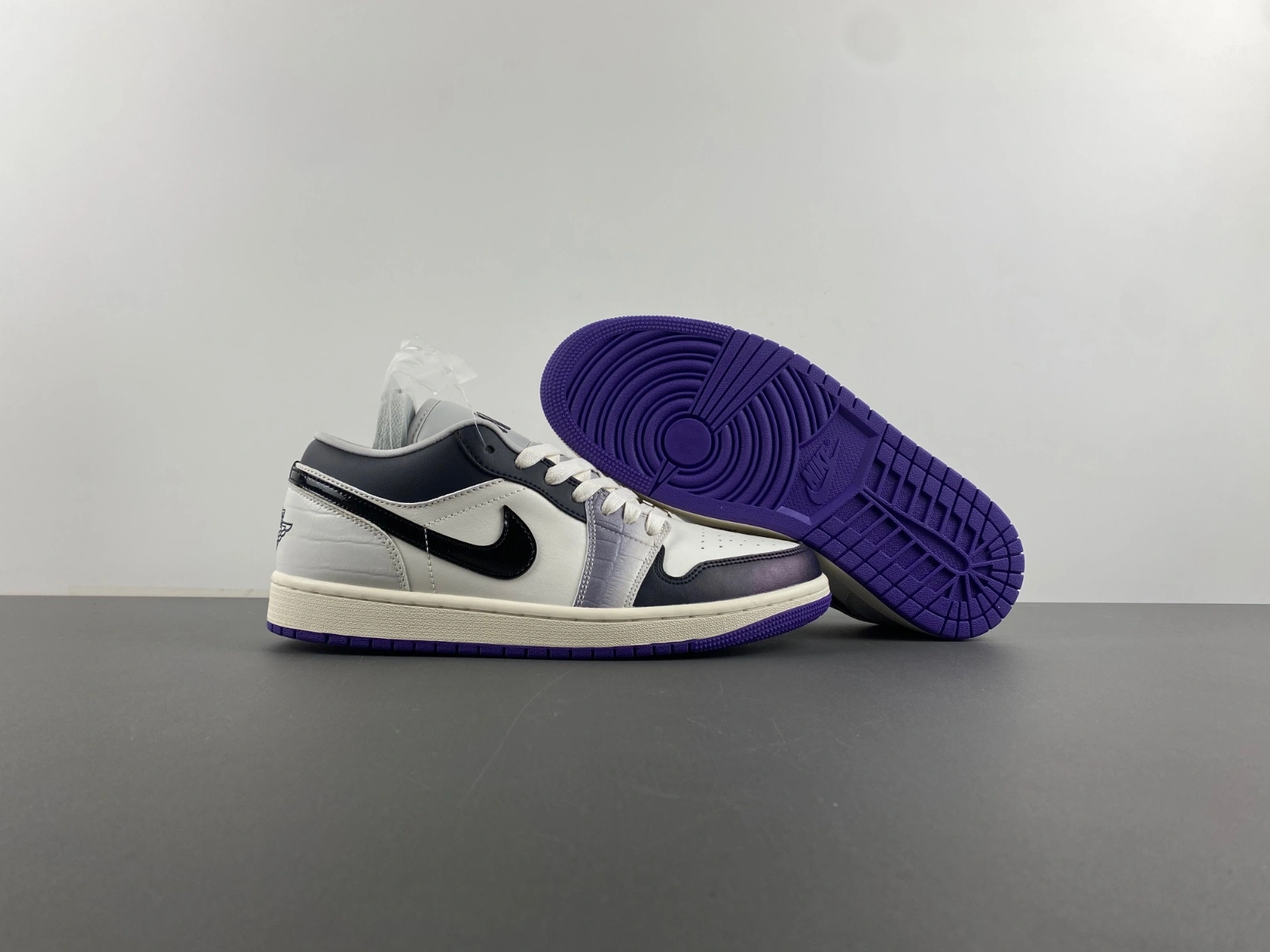 Air Jordan 1 Low SE Punk Rock HF5759- TimelessDesign 1393