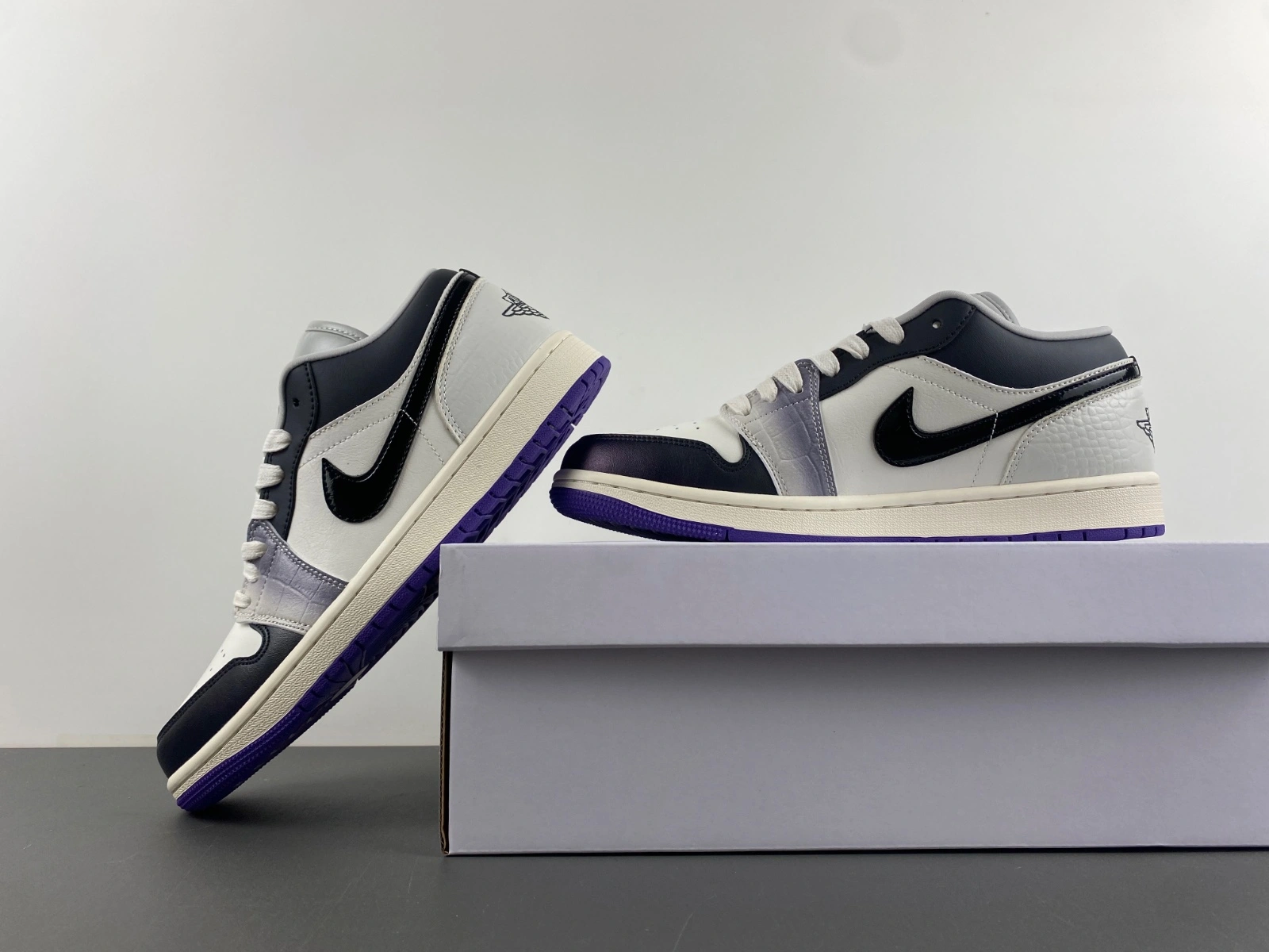 Air Jordan 1 Low SE Punk Rock HF5759- TimelessDesign 1393