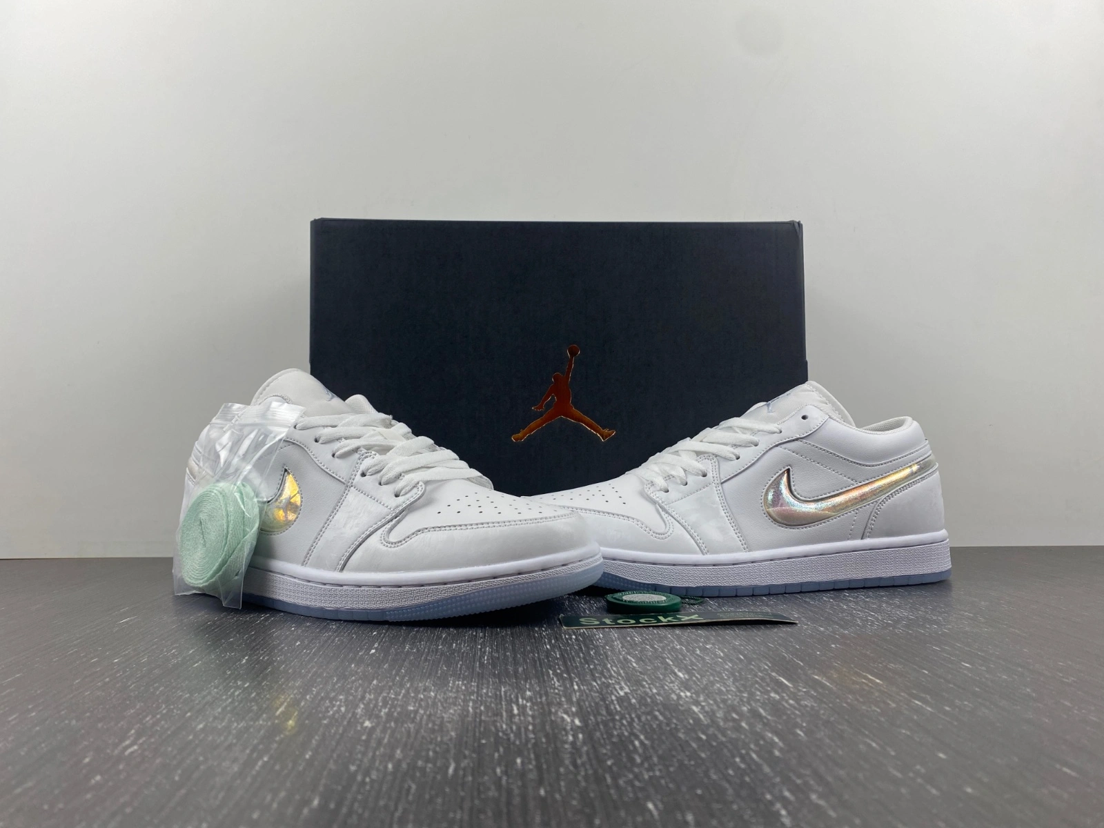 FastDry Air Jordan 1 Low Sliver Swoosh FQ9112- 1421