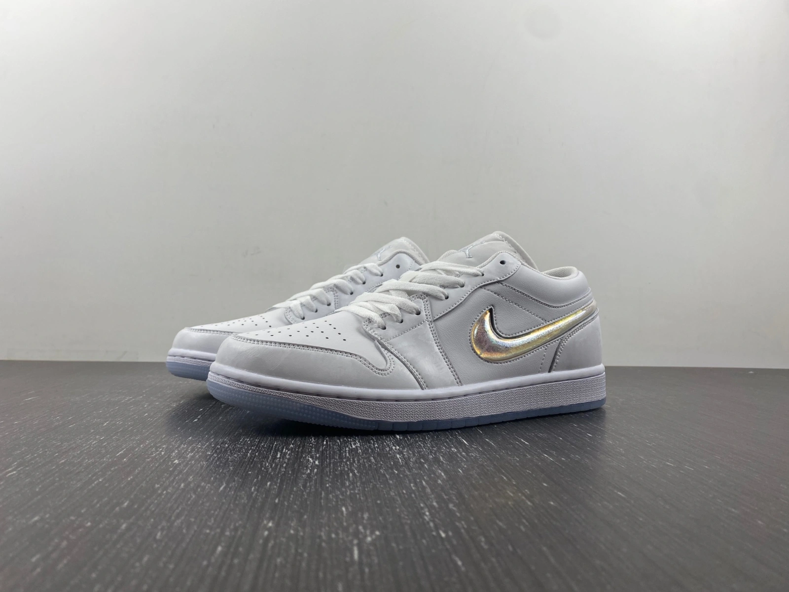 FastDry Air Jordan 1 Low Sliver Swoosh FQ9112- 1421