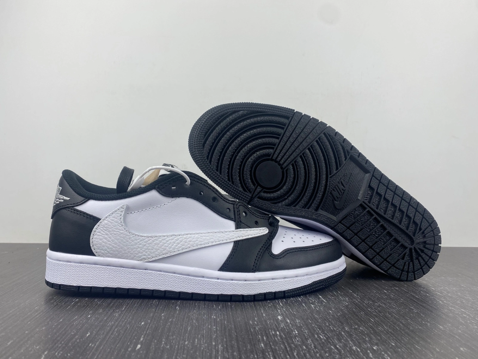 Durable Air Jordan 1 Low Travis Scott Black White 1588