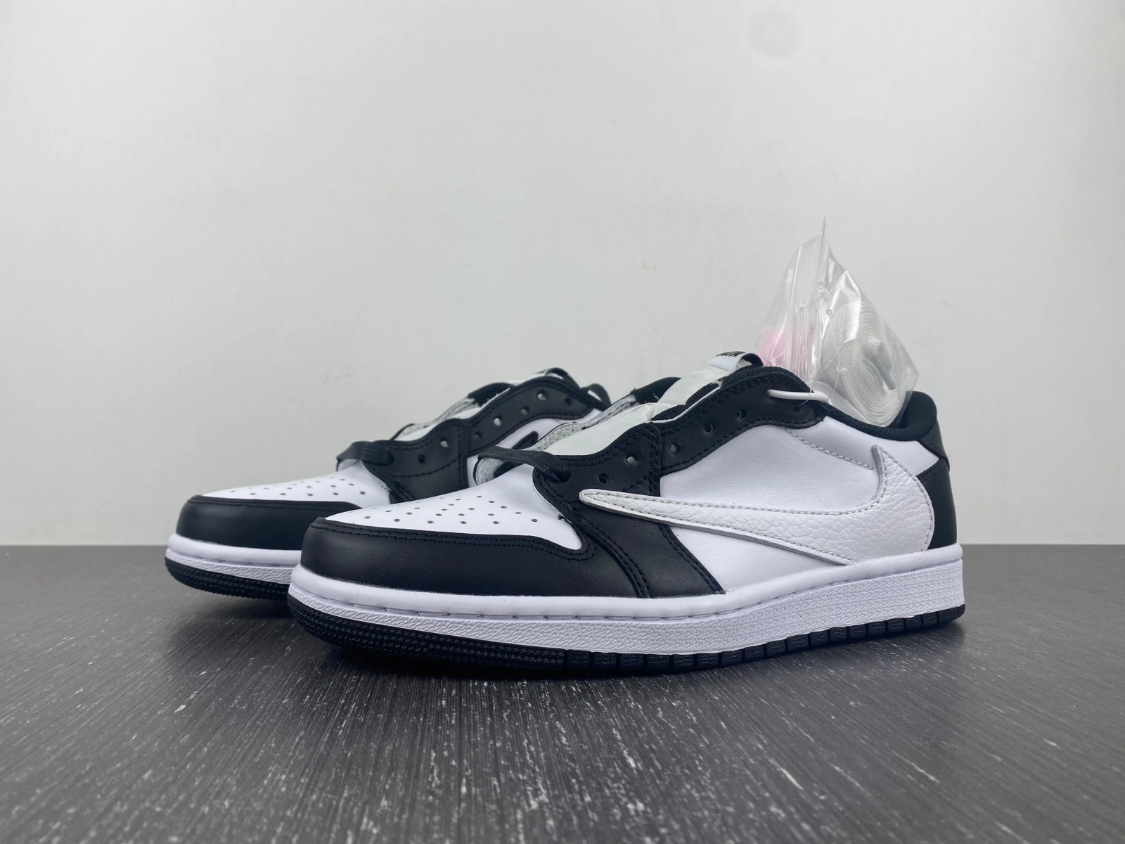 Durable Air Jordan 1 Low Travis Scott Black White 1588