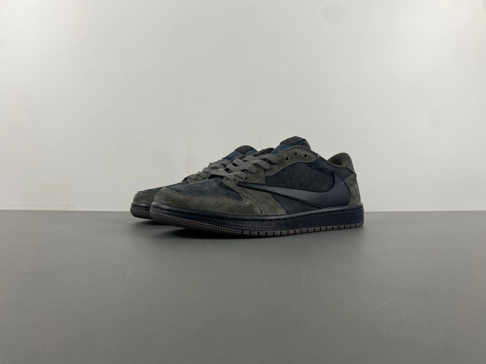Compact Air Jordan 1 Low Travis Scott Brown Grey CQ4277- 1352