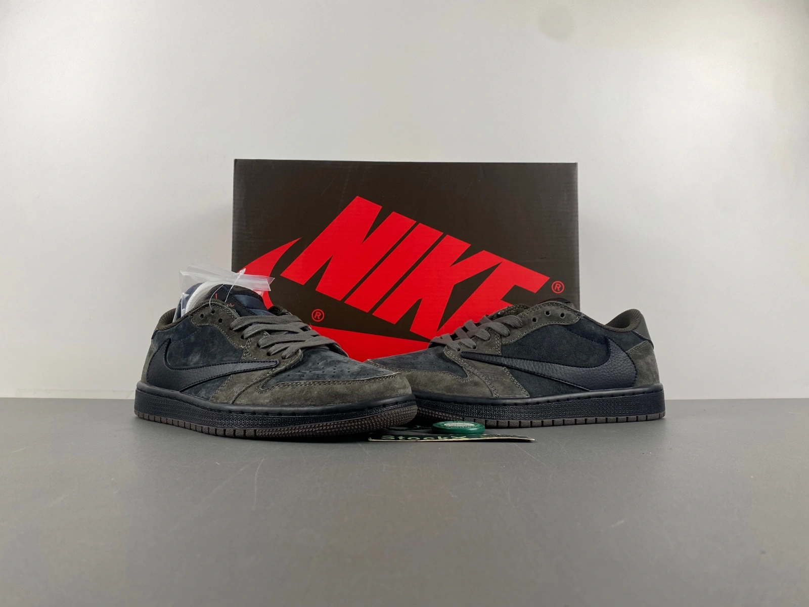 Compact Air Jordan 1 Low Travis Scott Brown Grey CQ4277- 1352