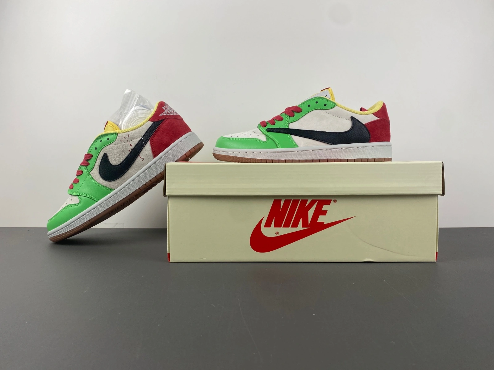 Air Jordan 1 Low Travis Scott CQ4277- ZeroBulk 1351