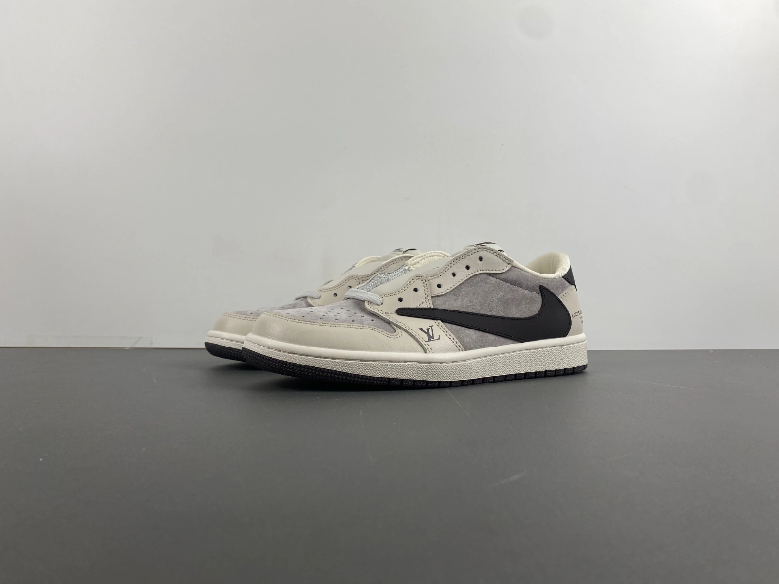 FlexibleFit Air Jordan 1 Low Travis Scott L*V White Grey LX1988- 1364
