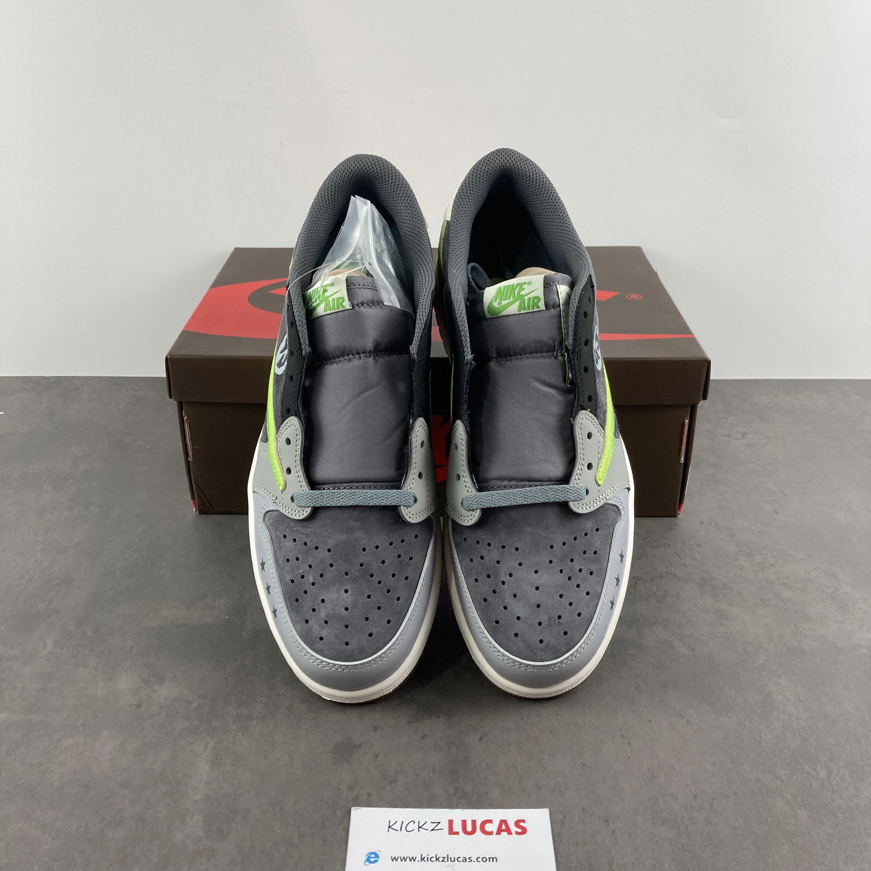 Thermal Air Jordan 1 Low Travis Scott Momster CZ0790- 1528