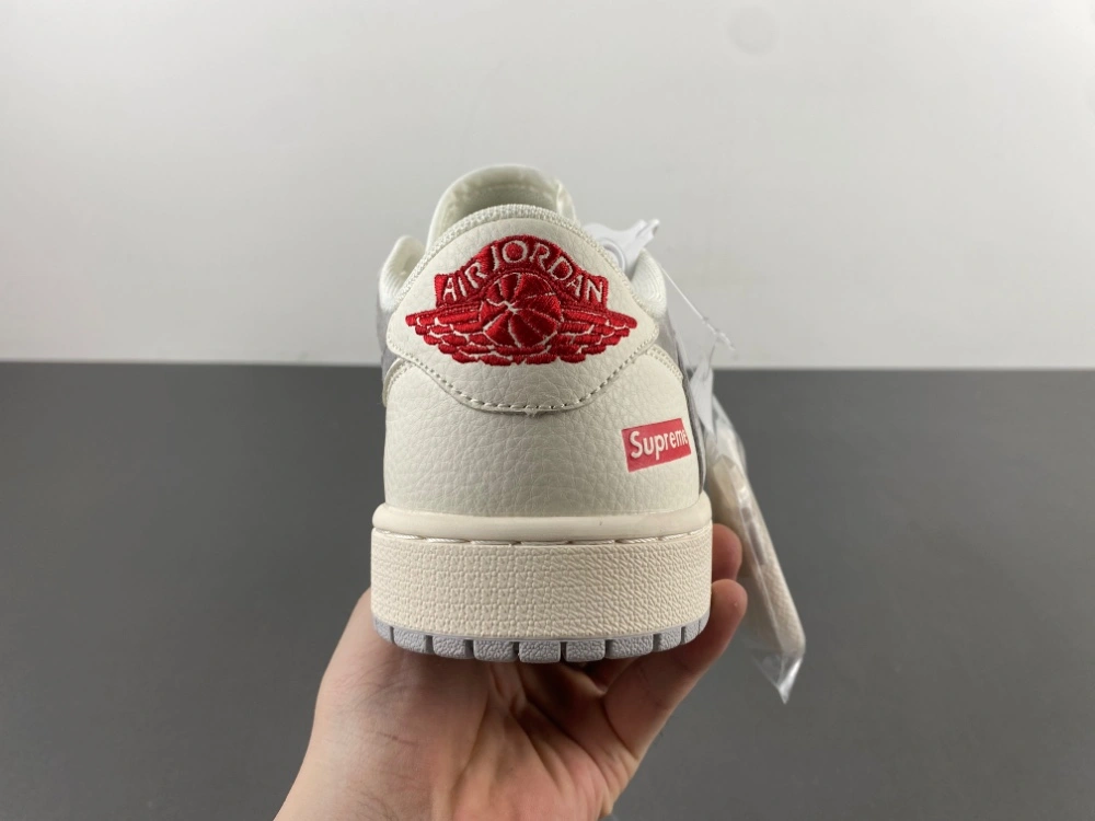Air Jordan 1 Low Travis Scott Supreme XS3086- UrbanStyle 1338