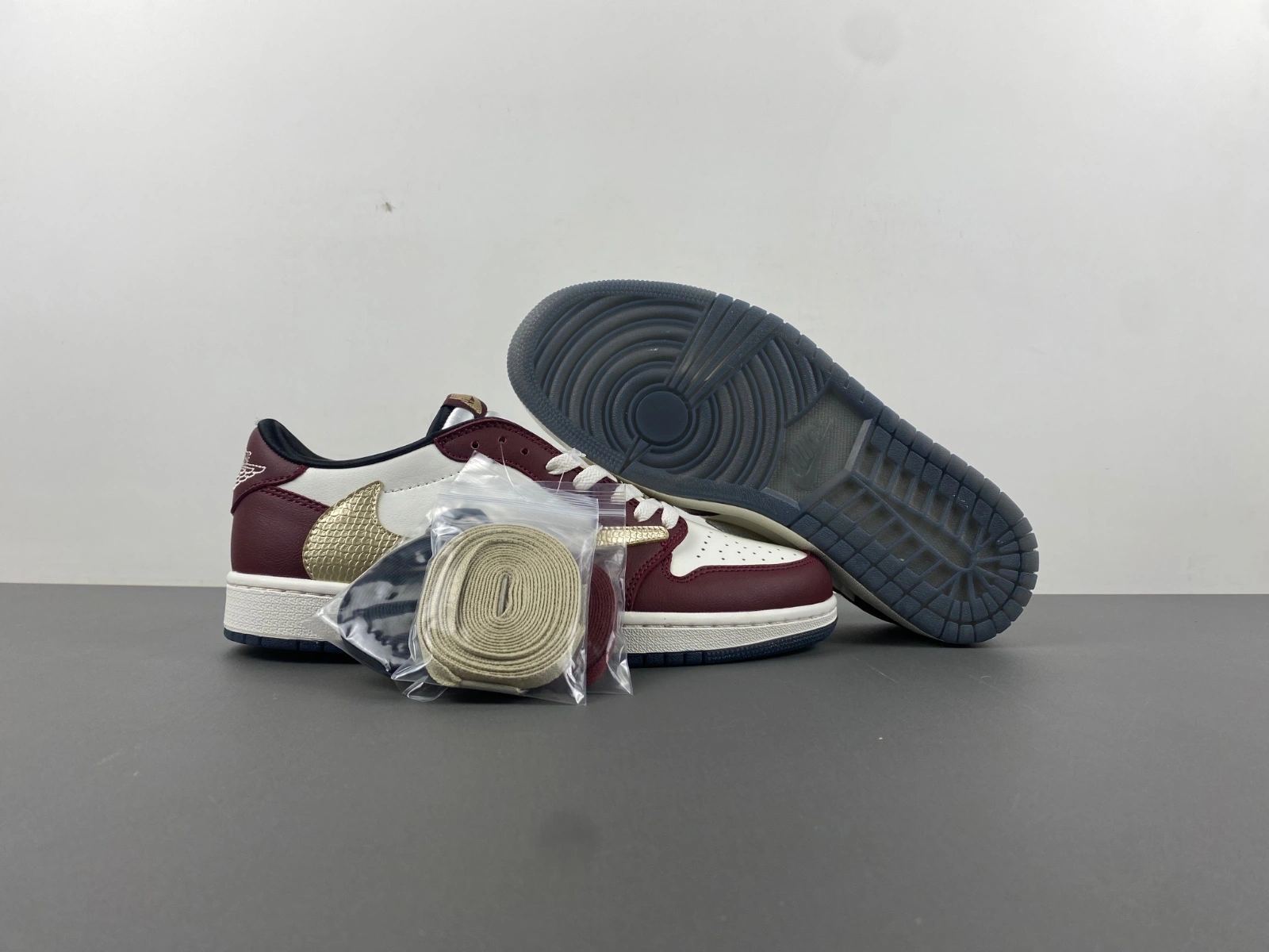 StreetReady Air Jordan 1 Low Travis Scott Year of the Dragon FJ5735- 1412