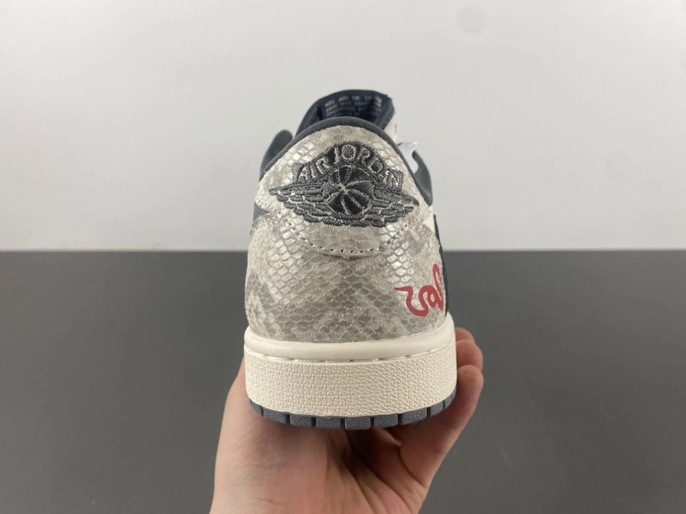Snug Air Jordan 1 Low Travis Scott snake XS3086- 1341