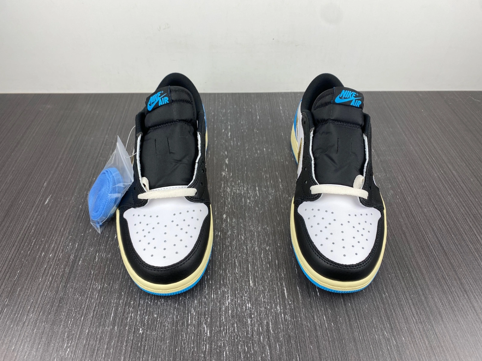 Air Jordan 1 Low UNC Glod CZ0790- Lightweight 1596