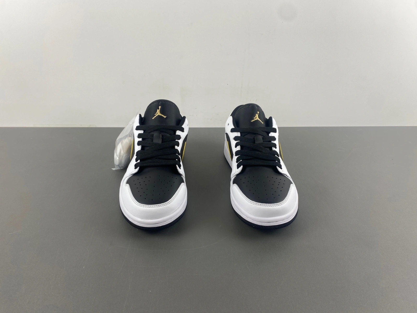 ZeroBulk Air Jordan 1 Low White Gold Swoosh CZ0775- 1390