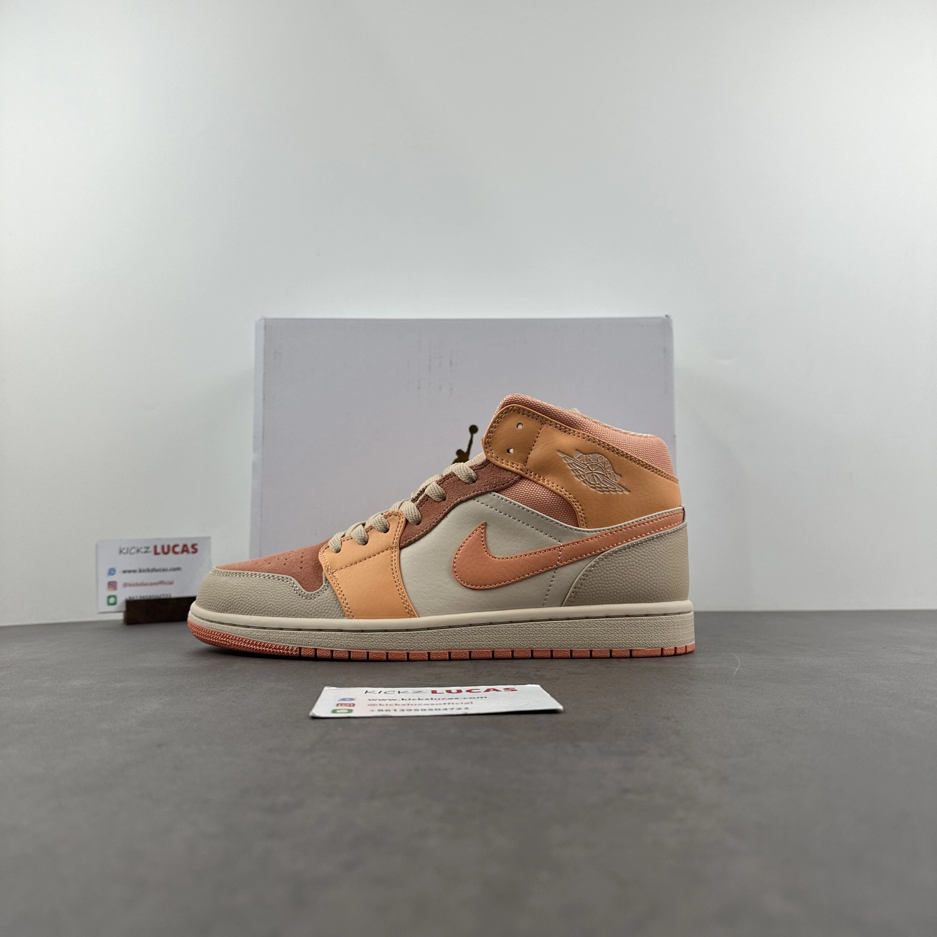 WellDesigned Air Jordan 1 Mid Apricot Orange DH4270- 1435