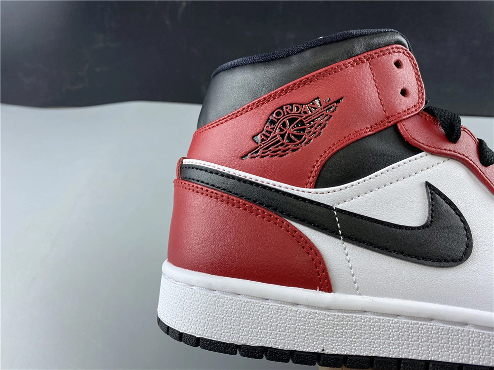 Air Jordan 1 Mid Chicago Toe 554724- Chic 1775