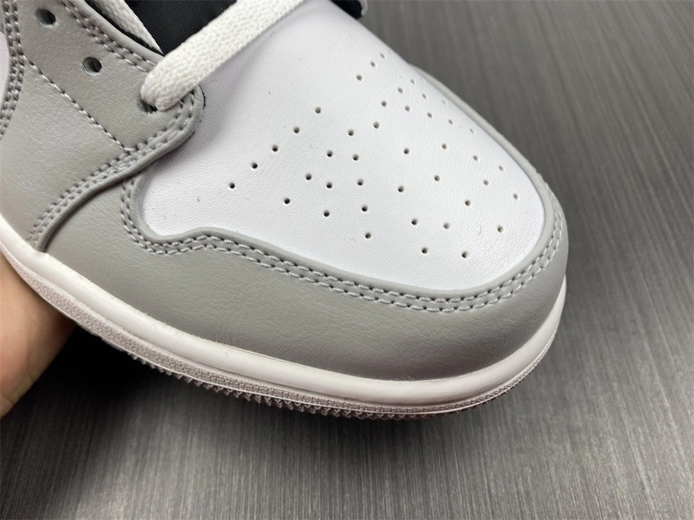 Air Jordan 1 Mid Light Smoke Grey Anthracite 554724- Bright 1633