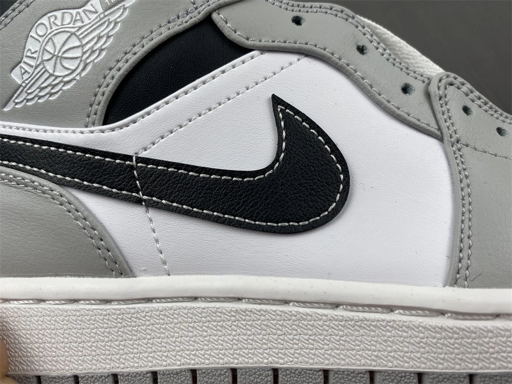 Air Jordan 1 Mid Light Smoke Grey Anthracite 554724- Bright 1633