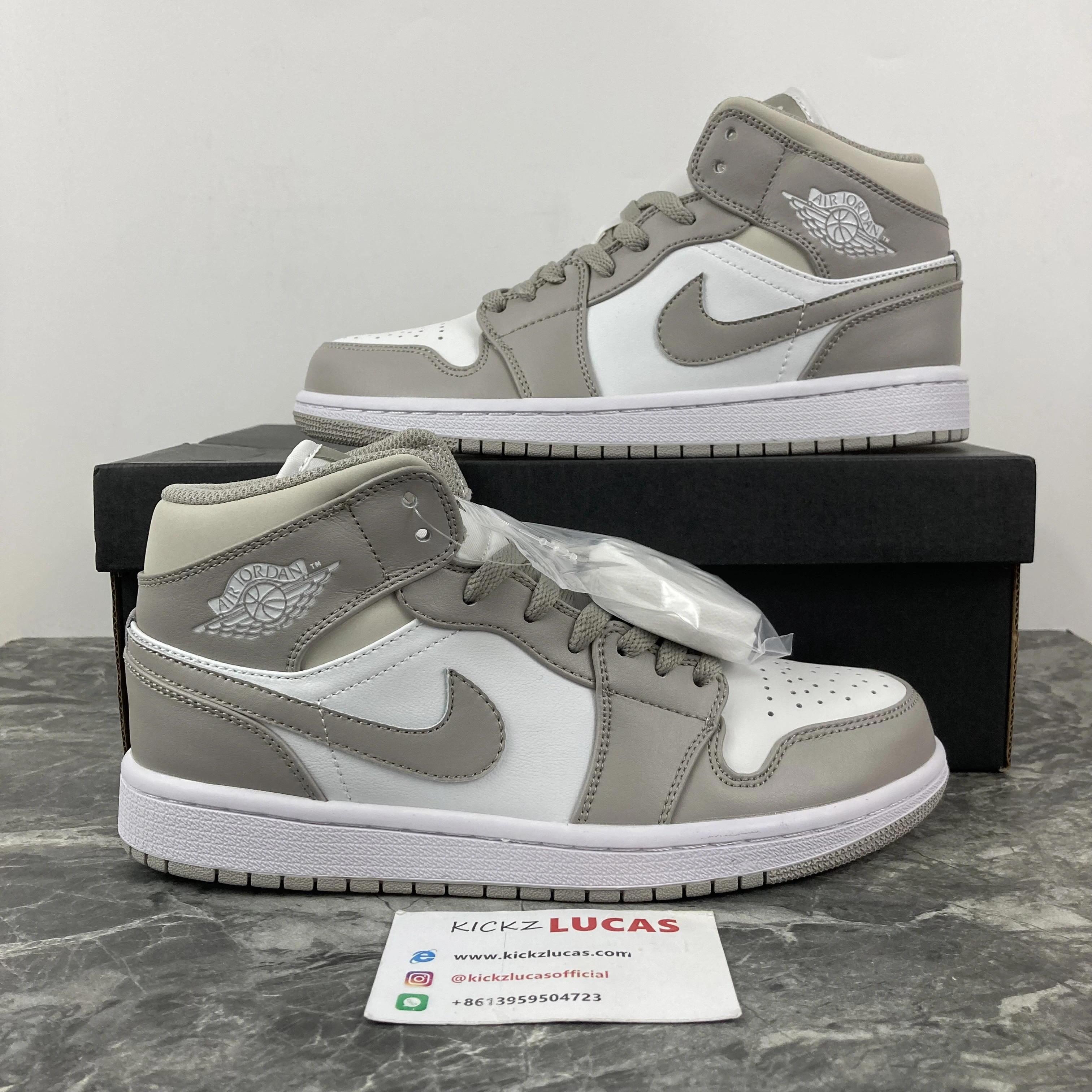 Air Jordan 1 Mid Linen 554724- Classic 1632