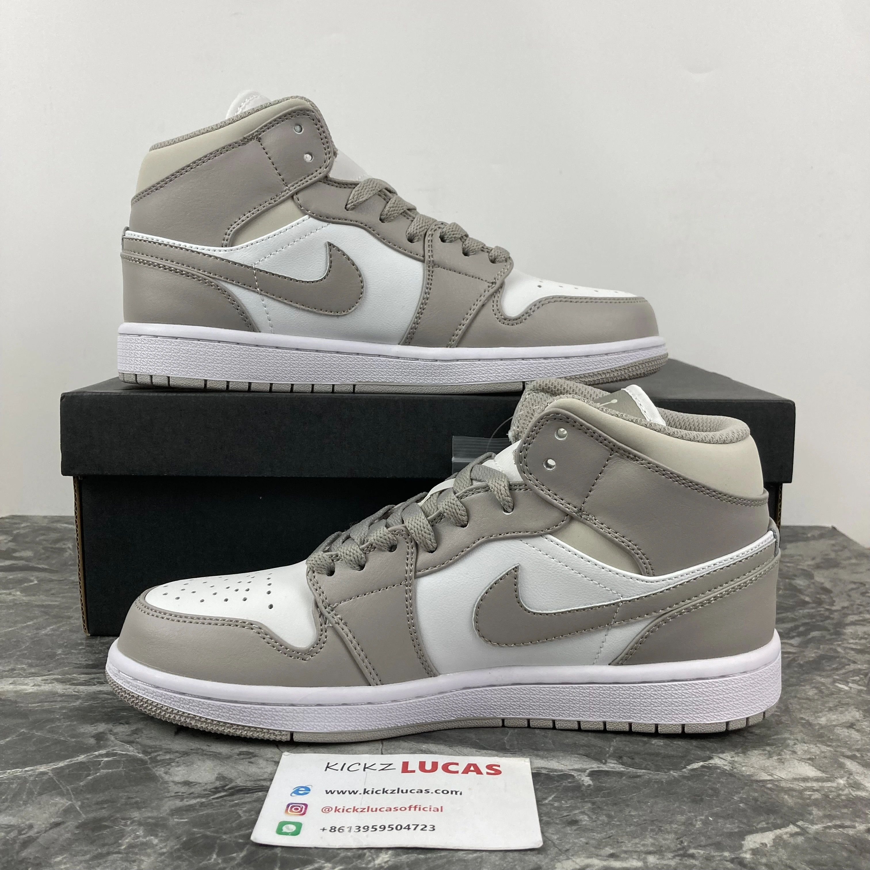 Air Jordan 1 Mid Linen 554724- Classic 1632