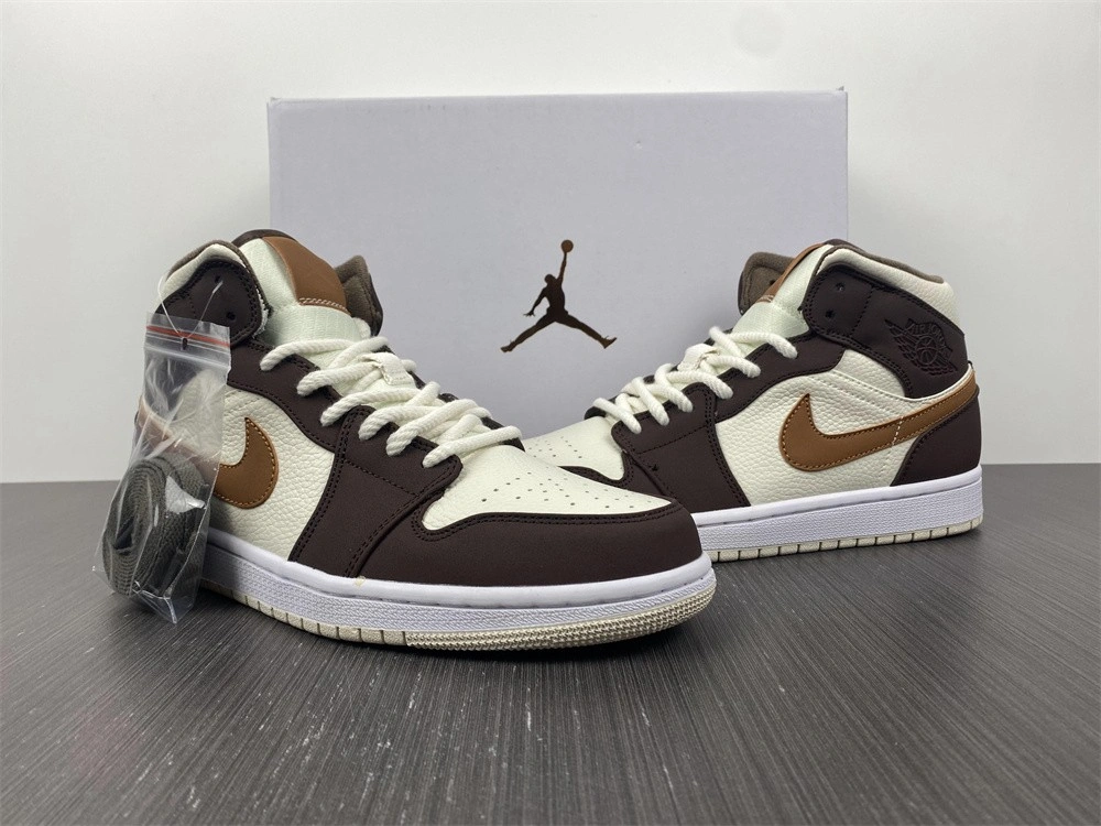 FlexibleFit Air Jordan 1 Mid SE Brown Basalt Oatmeal DO6699- 1679