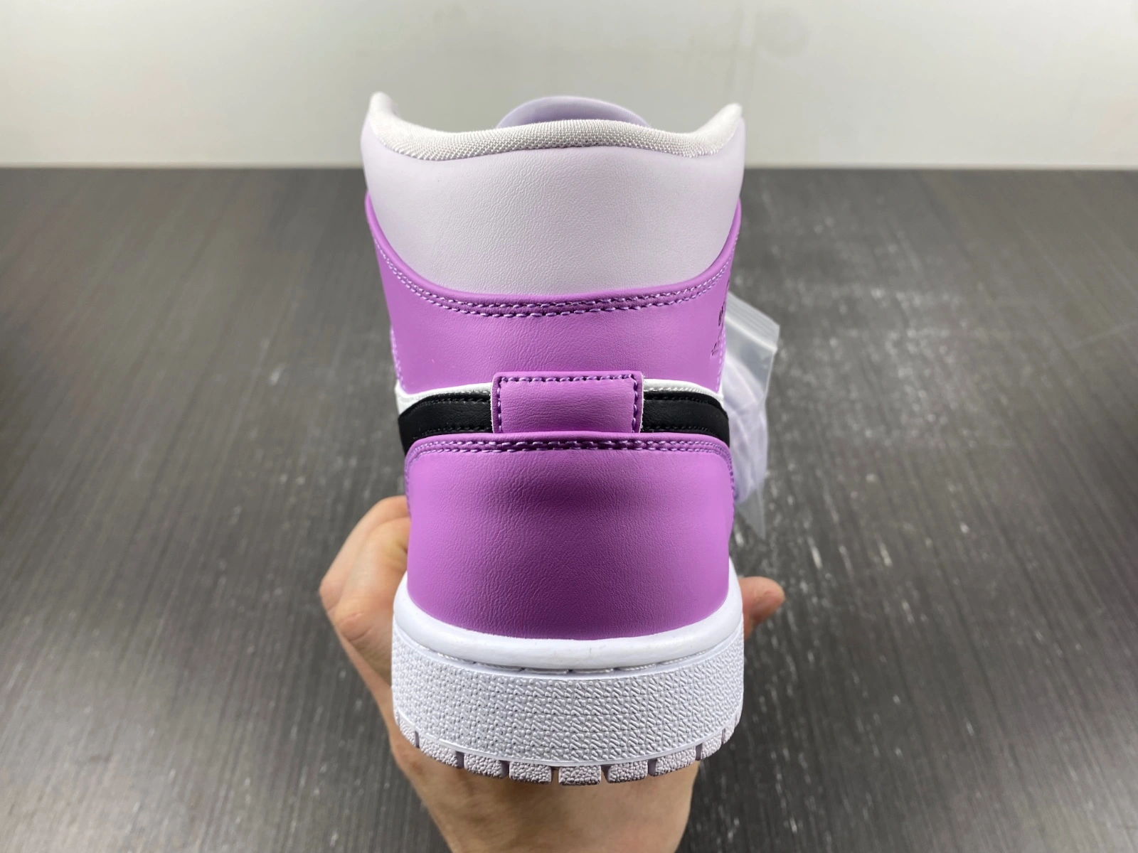 Neat Air Jordan 1 Mid SE DC9517- 1560