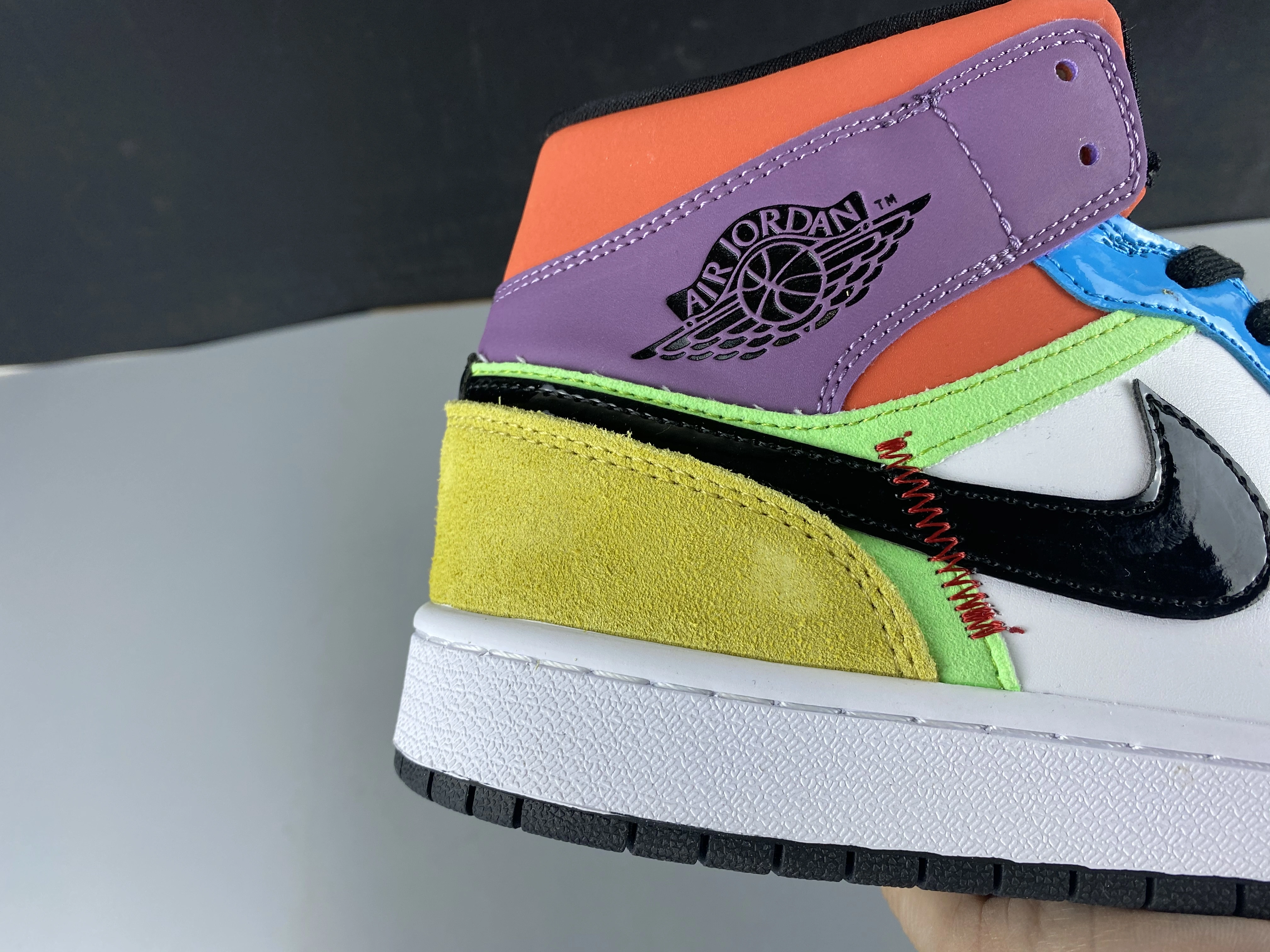 Air Jordan 1 Mid SE Multi-Color CW1140- Minimalist 1777
