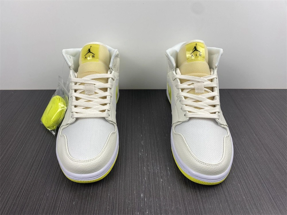 FlexibleFit Air Jordan 1 Mid SE Voltage Yellow DB2822- 1698